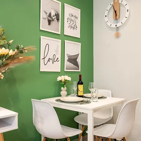 Fifika's Beachside House * بلدة كوس