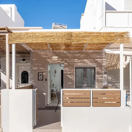 Fifika's Beachside House