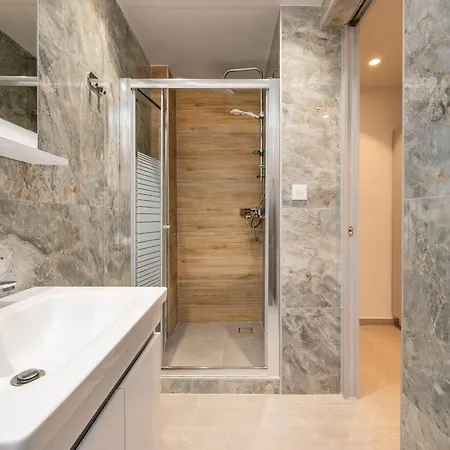 Appartement Fifika's Beachside House *